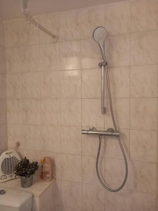 Studio Meuble Independant Tout Confort Classe 2** Обена Экстерьер фото